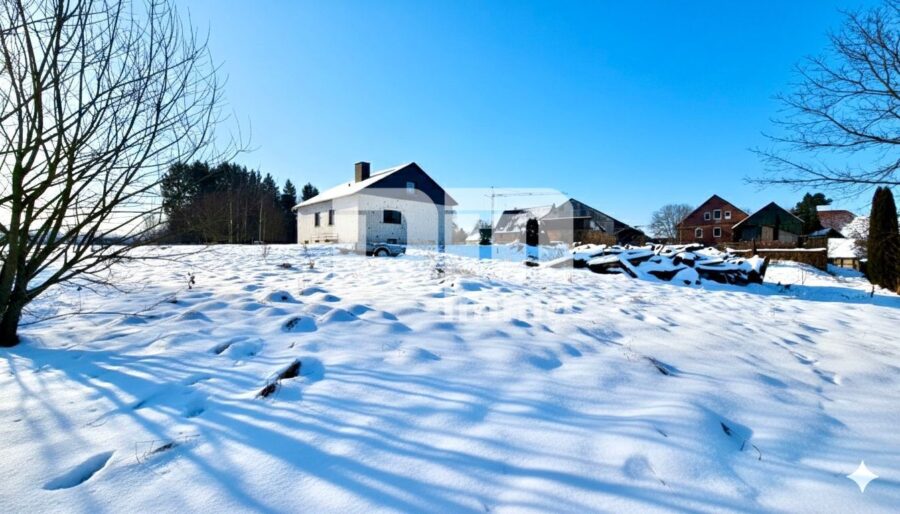 Wohn-/Hofensemble mit Einfamilienhaus, 2x Hofgebäude und altengerechter Bungalow - Großes Grundstück